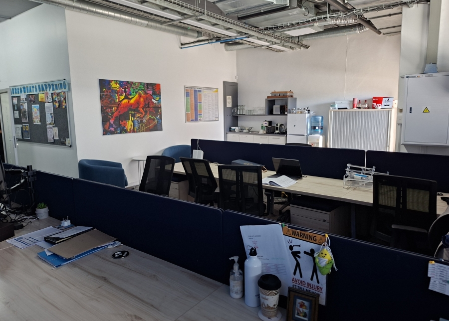 To Let Commercial Property for Rent in Somerset West Mall Triangle Western Cape